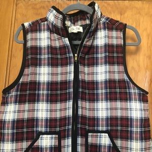 Women’s plaid puffer vest